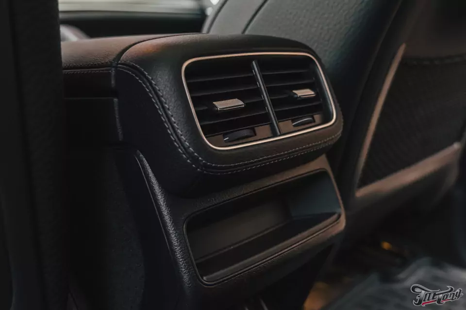 Химчистка салона для Mercedes GLE 400d